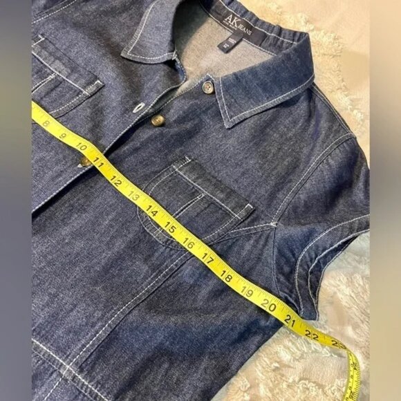 Anne Klein Denim Dress with Gored Pleats and detailed Pockets - Picture 9 of 11